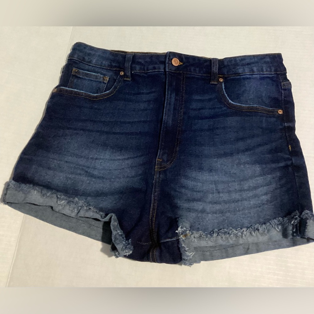 Celebrity Pink Denim Shorts Juniors Size 17